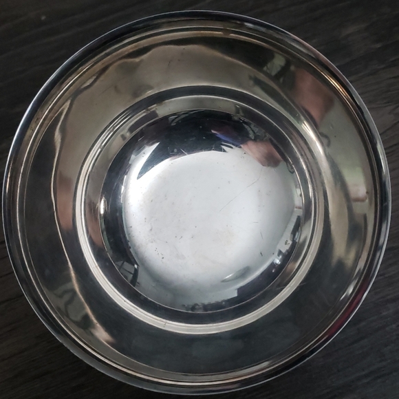 Oneida Paul Revere 4" Silver Bowl - Picture 2 of 3